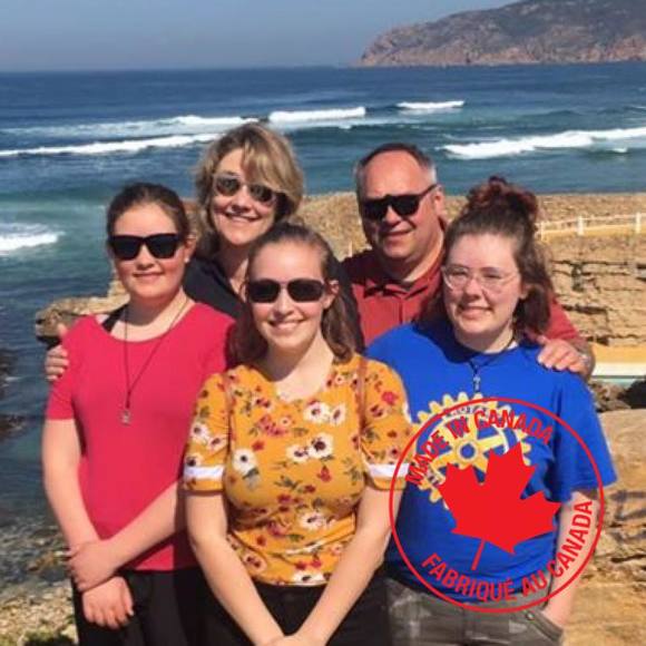 Meet your Posher, Carolyn - Picture 1 of 1